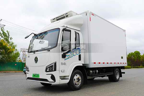 陕汽智云S300纯电动(140度电)冷藏车