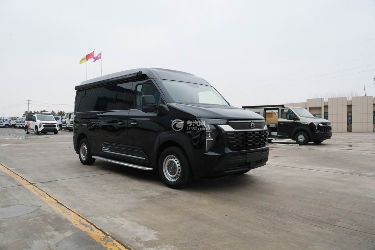 重汽先锋官V宿营车（商旅版短轴低顶）（黑）