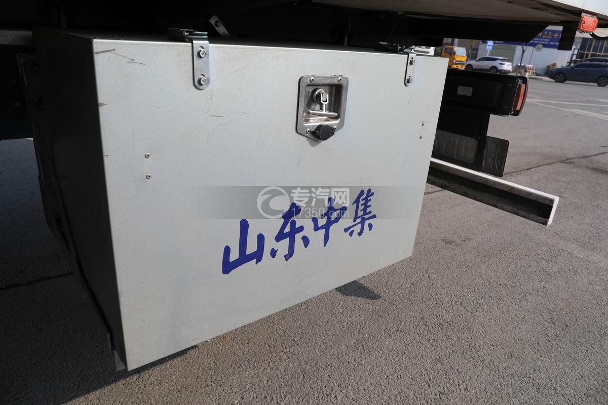 吉利远程X7醇氢电动冷藏车工具箱