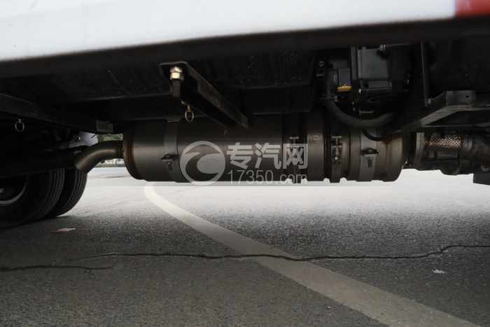 飞碟奥驰V5摆臂式平板车排气装置