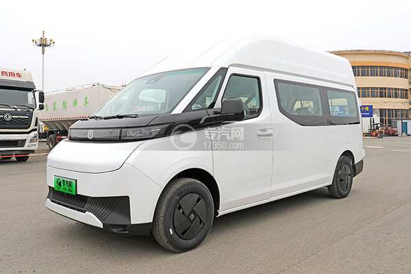 吉利远程超级VAN 中轴宁德天行83度电（续航430KM）  左前45度图