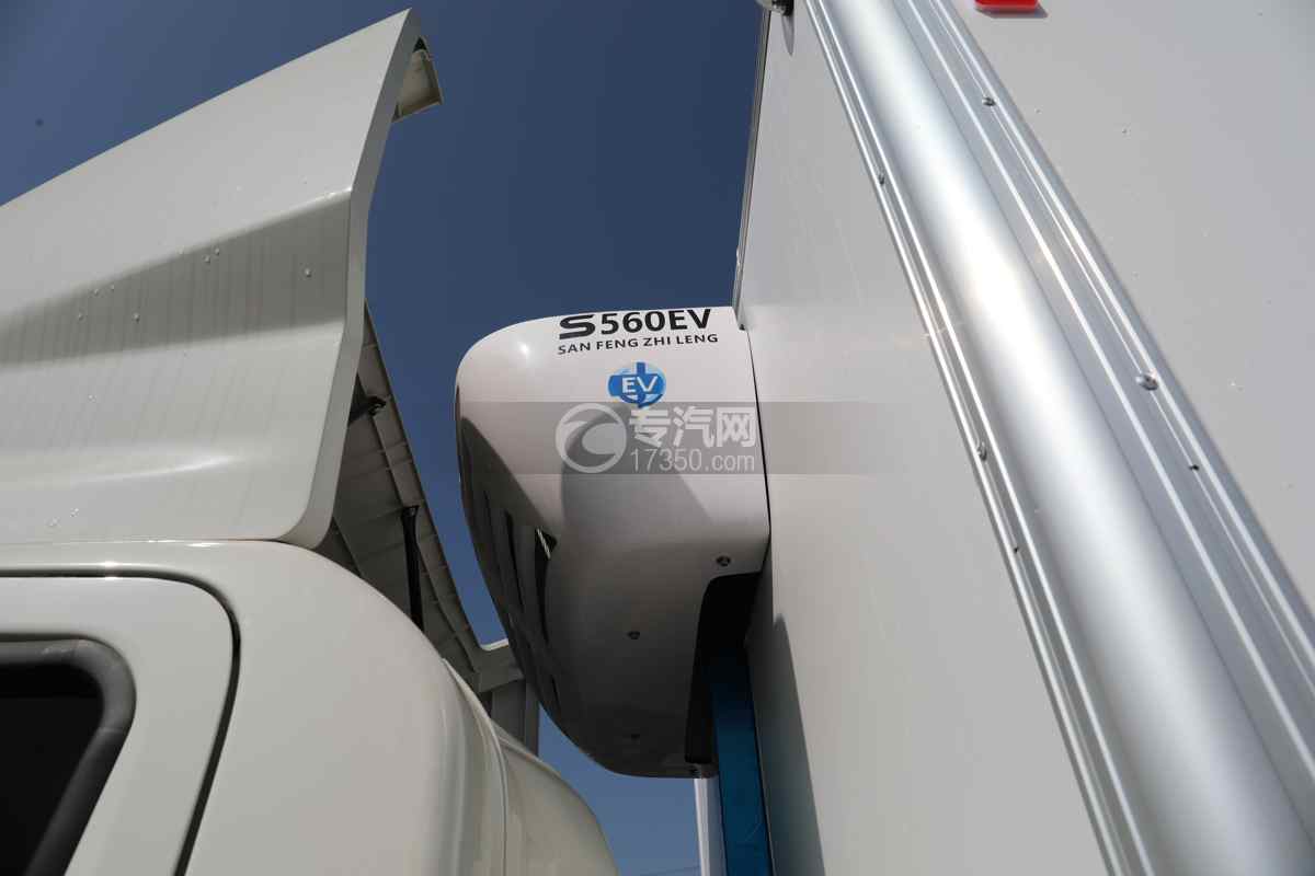 江淮帅铃ES6纯电冷藏车（100.46 kwh)外置冷机