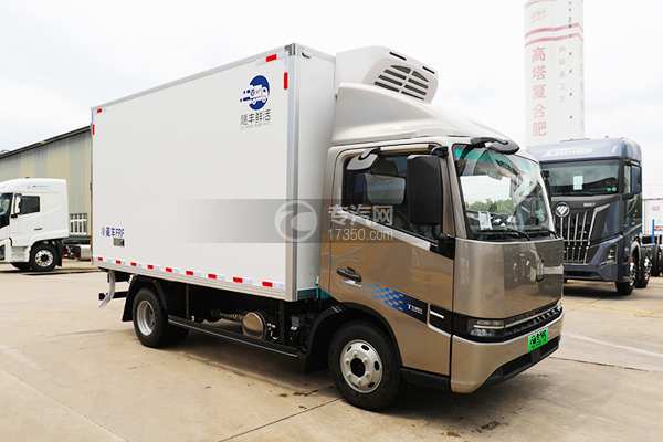 吉利远程T9E纯电动冷藏车(重载版)右前45度图