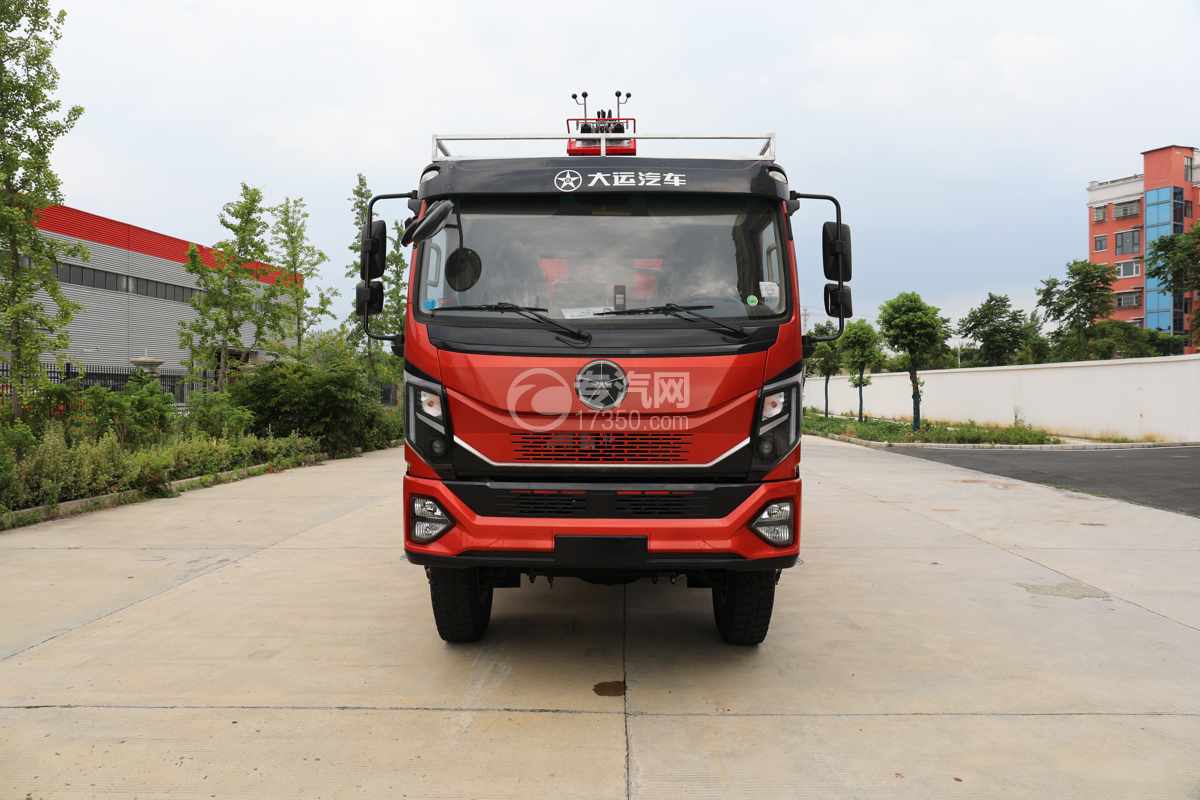 湖北大运四驱自缷抓斗式垃圾车正前方图