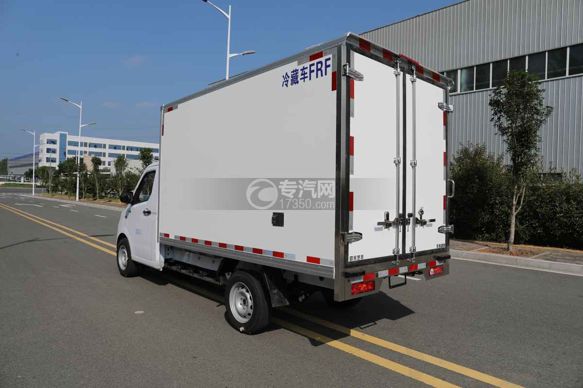 吉利F1E纯电动冷藏车侧后面图