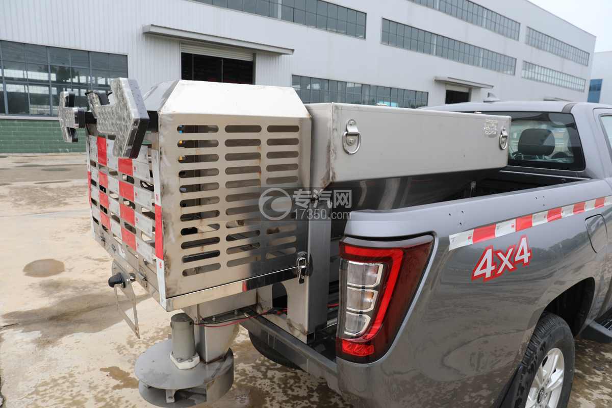 重汽搏胜2.0T自动柴油四驱长轴 青春版除雪车上装撒布机
