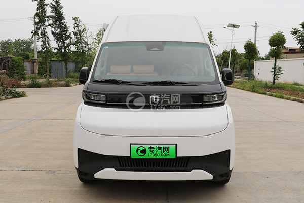 吉利超级van宁德天行83度电中轴高顶劲程版宿营车正面图
