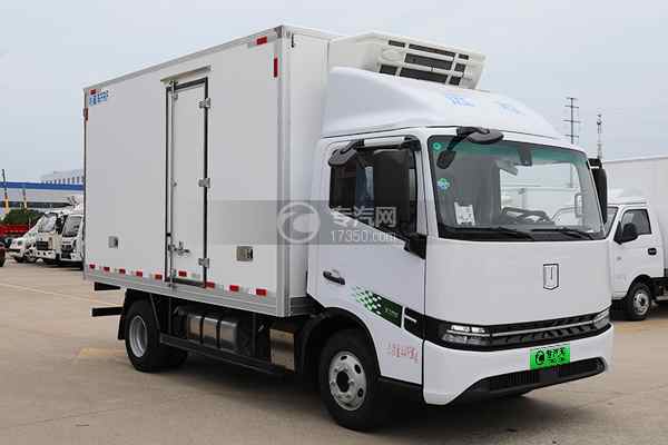 吉利远程T9M纯电动冷藏车（重载版）右前45度图
