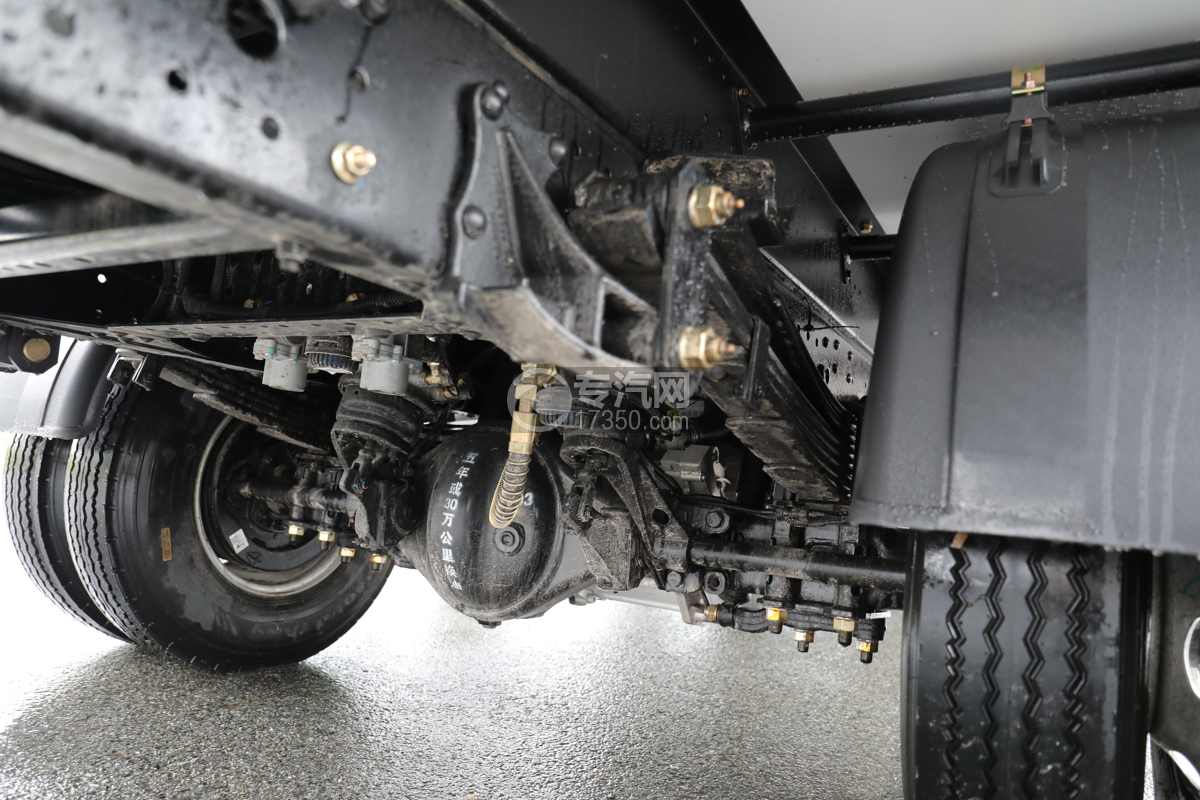 陕汽智云S300宁德165度K8冷藏车（新规）后桥