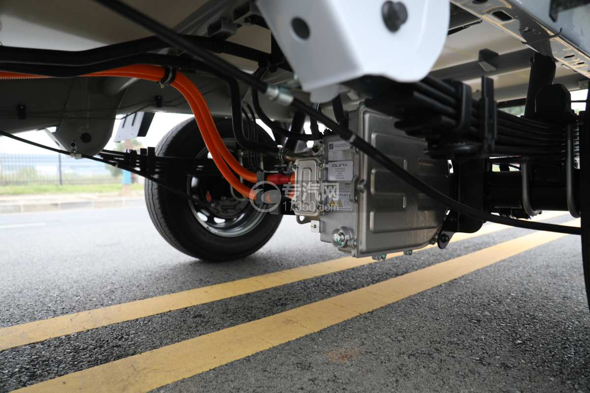 吉利 F1E（金标）纯电动冷藏车（小微卡）电驱桥