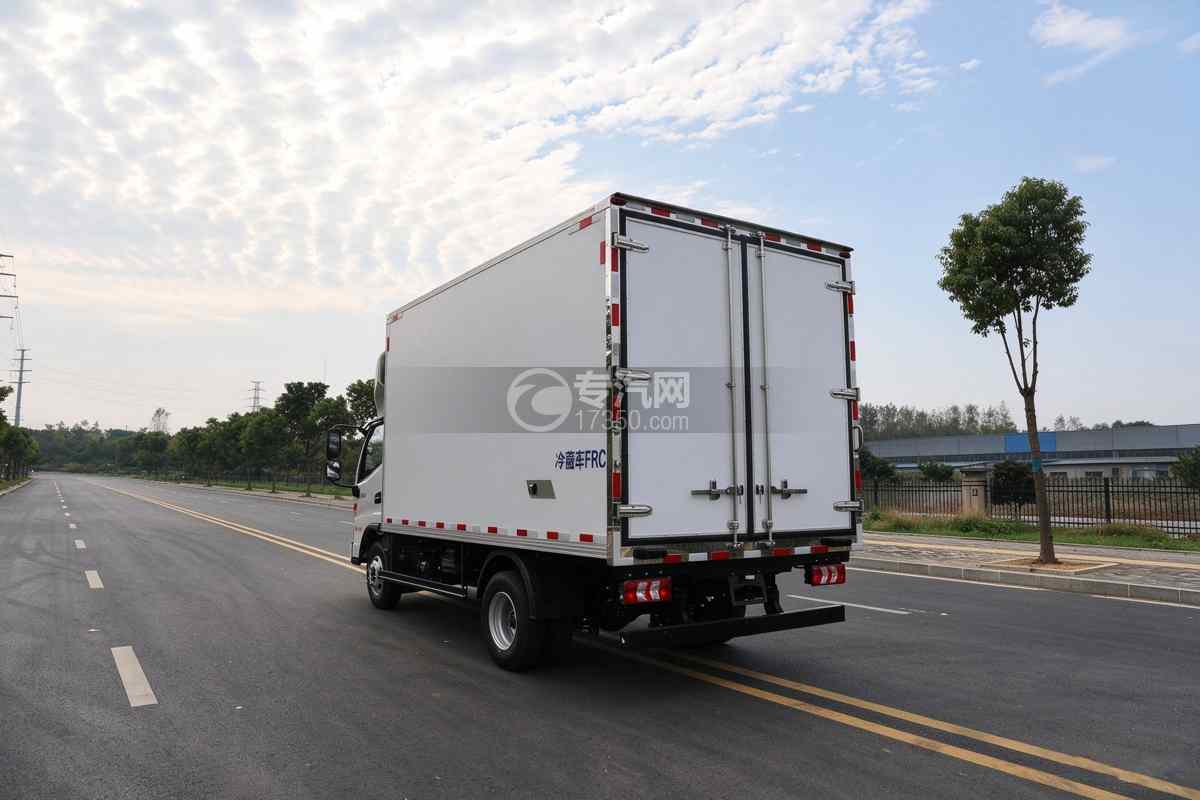 江淮帅铃EV5-100.46Kwh纯电动冷藏车--新规侧后面图