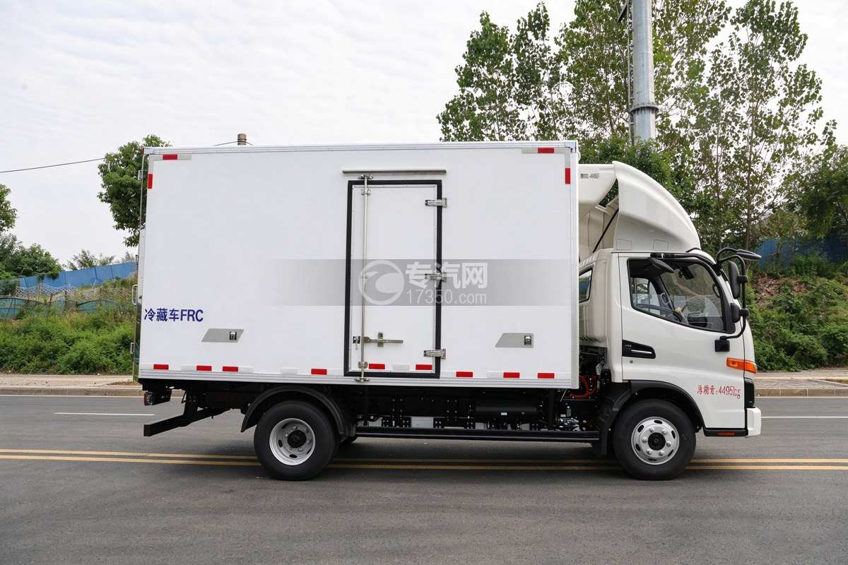 江淮帅铃EV5-100.46Kwh纯电动冷藏车--新规侧面图