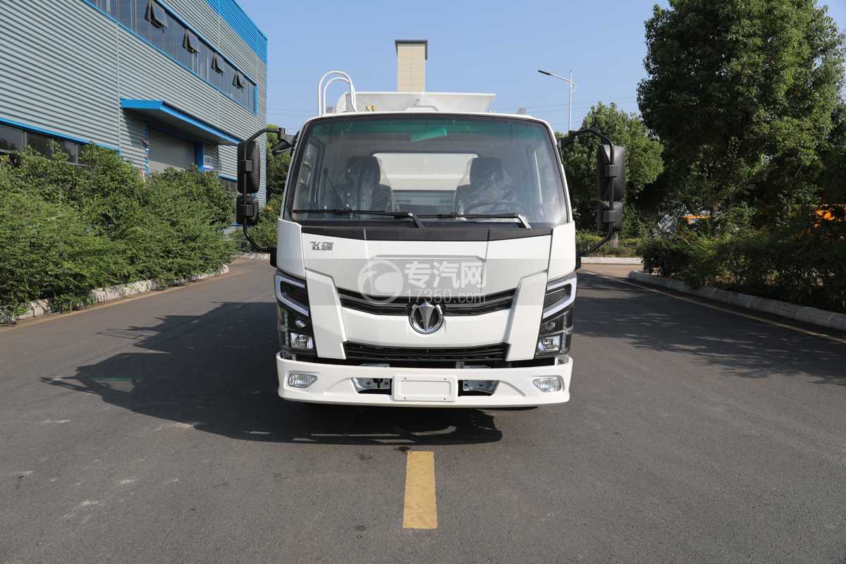 飞碟奥驰EV5纯电蓝牌餐厨垃圾车正面图