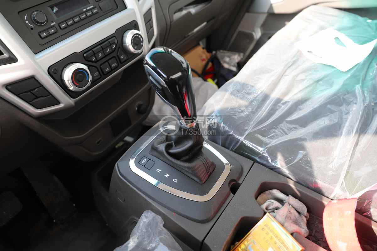 飞碟奥驰EV5纯电蓝牌餐厨垃圾车变速档杆