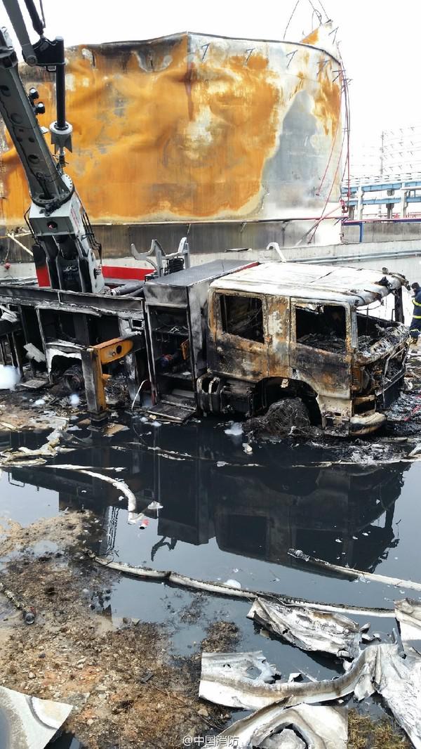 震惊全国的福建px项目发生爆炸,参与救火的消防车也光荣牺牲,消防车的