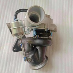 中国重汽豪沃轻卡配NGD3.0柴油万国发动机JP60S 原厂涡轮增压机器
