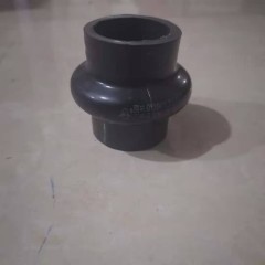 汽车零配件重汽豪沃节温器冷却水管