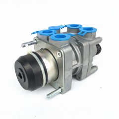 适用于陕汽德龙F3000制动总阀德龙F2000刹车总泵奥龙DZ9100360080